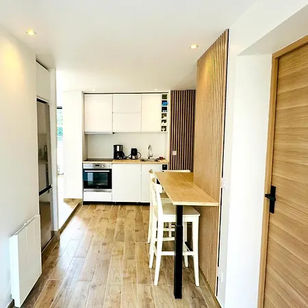 펜션 Maison De A 900m De La