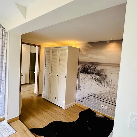 Maison De A 900m De La