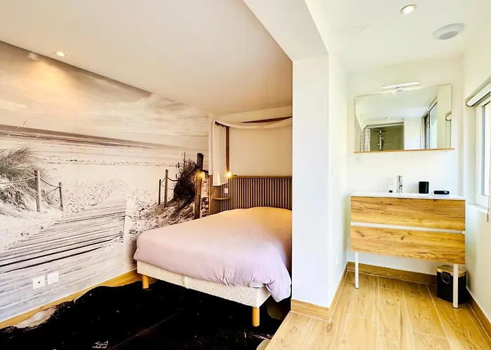 Hébergement de vacances Maison De à 900m De La