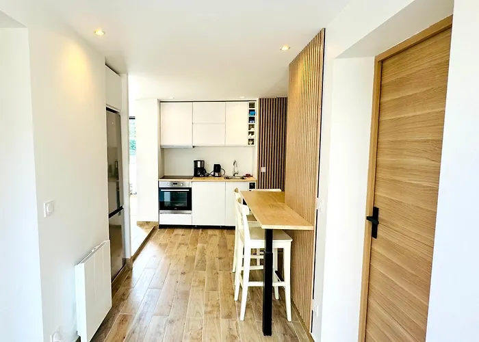 Hébergement de vacances Maison De à 900m De La